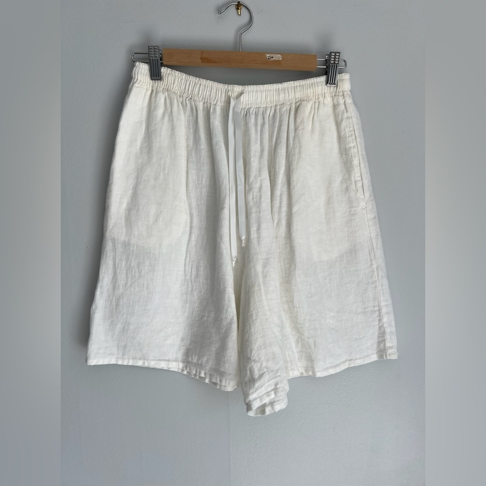 Carole Little White Women's Shorts
